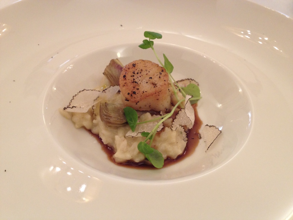 Risotto_z_karczochw_z_maami_w._Jakuba_i_letni_trufl_-_Artichokes_risotto_with_scallops_and_summer_truffle