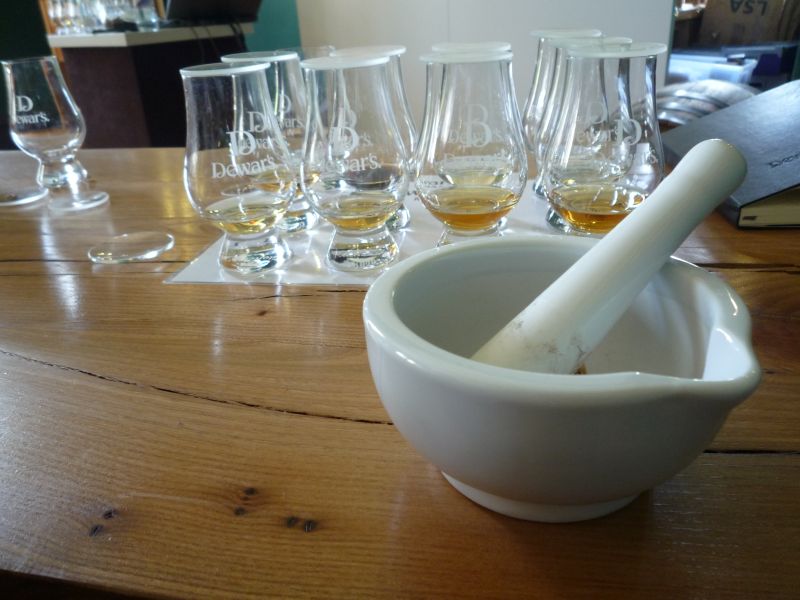 dewars048