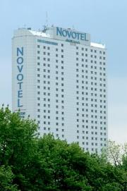 novotel_budynek005.jpg