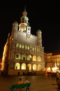 1155723_city-hall_night_.jpg