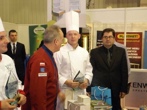 grecki_showl001.jpg