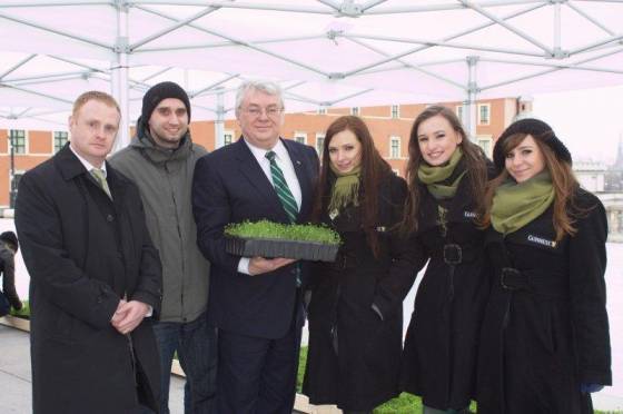 ambasadorirl1.jpg