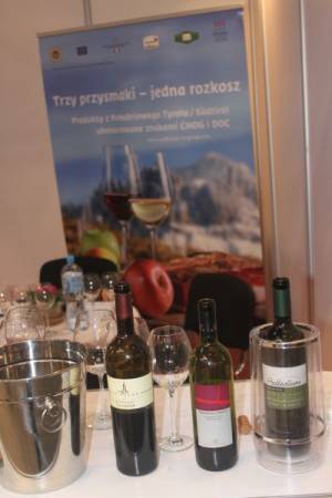 wina_adyga001.jpg