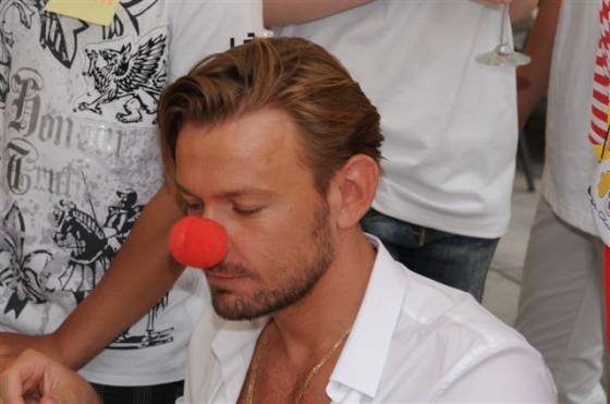 fashion_designer_-_new_dr_clown.jpg