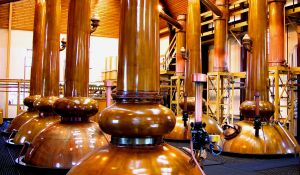 789157_whiskey_stills.jpg